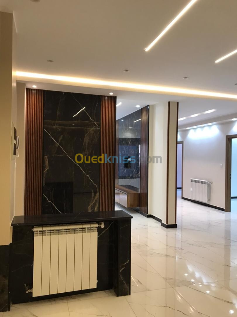 Vente Appartement F4 Alger Bordj el bahri