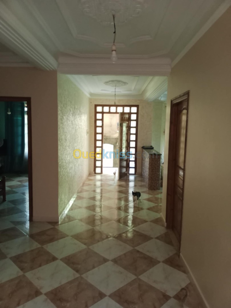 Location vacances Appartement F3 Jijel El aouana