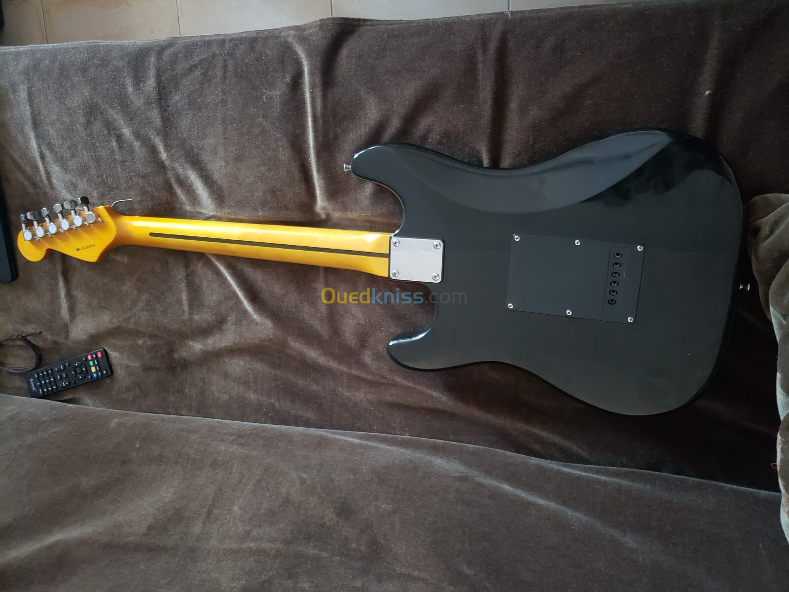 Guitar électrique Copie Fender Stratocaster Black Star 