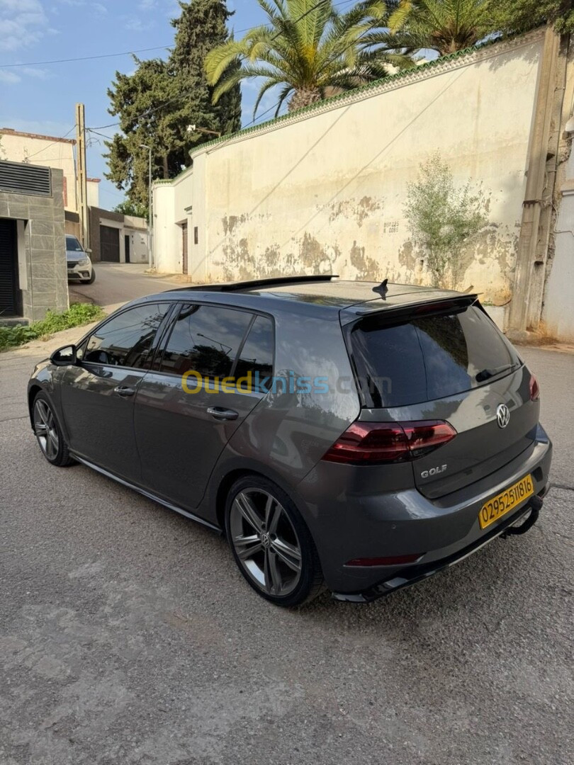 Volkswagen Golf 7 2018 Carat + kit R line