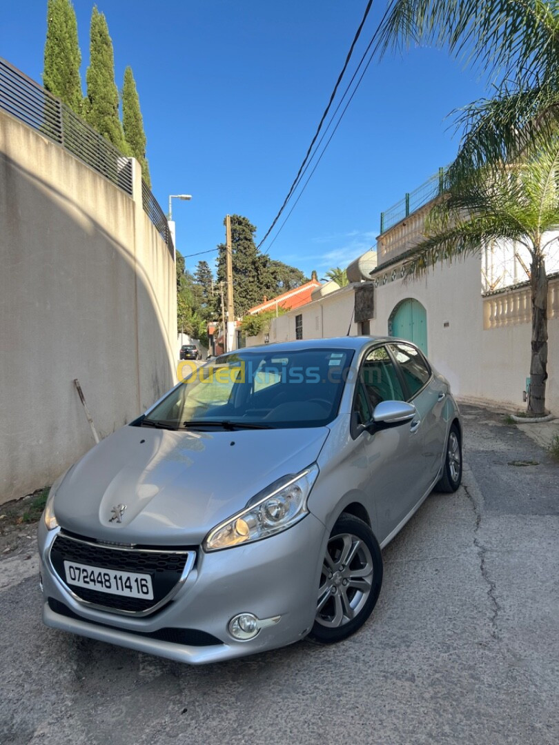 Peugeot 208 2014 Allure