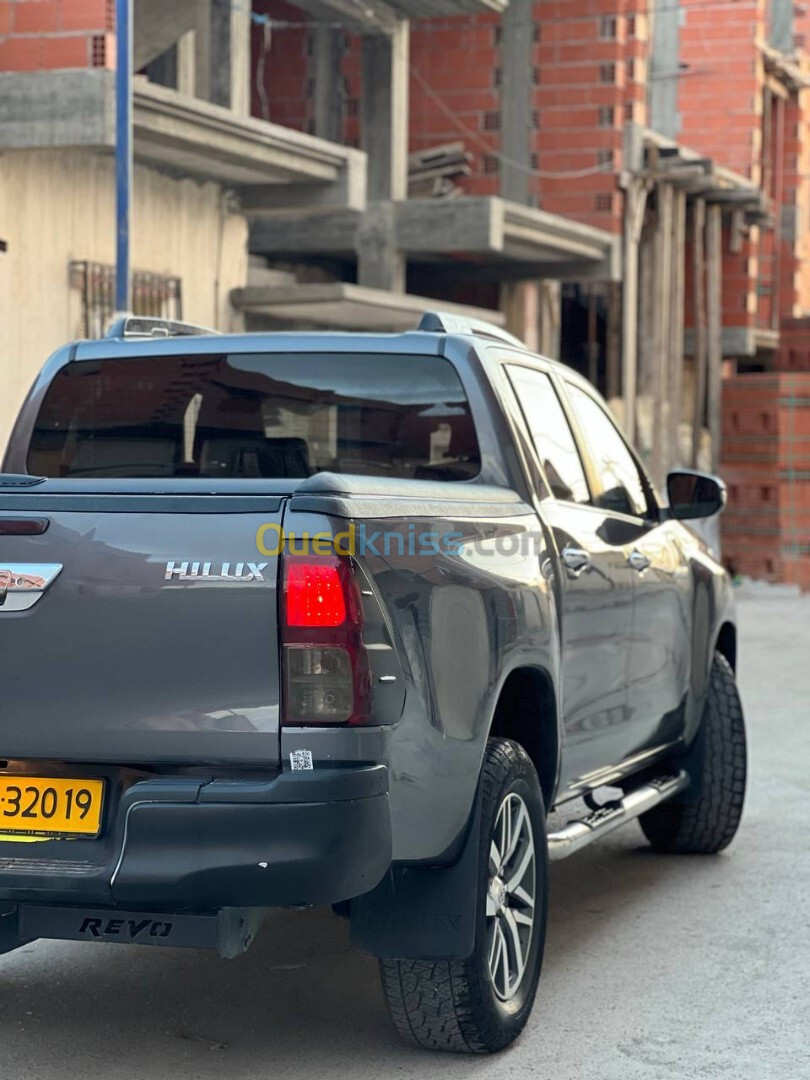 Toyota Hilux 2020 LEGEND DC 4x4 Pack Luxe