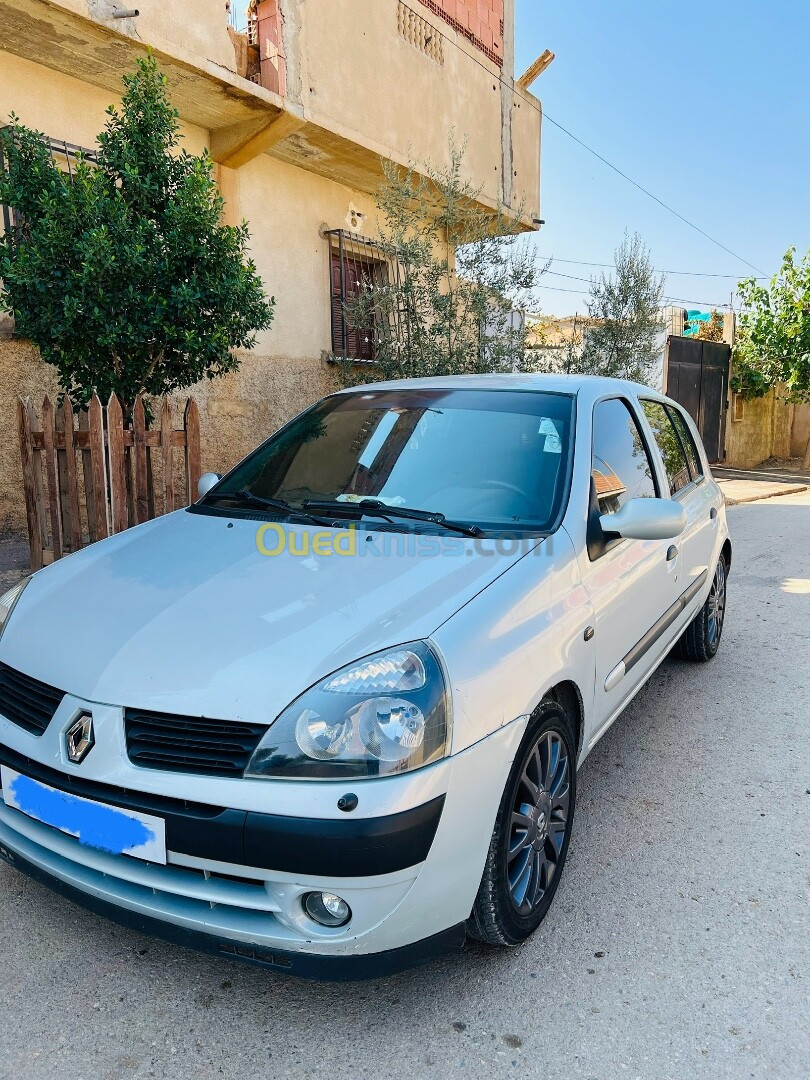 Renault Clio 2 2004 Extreme