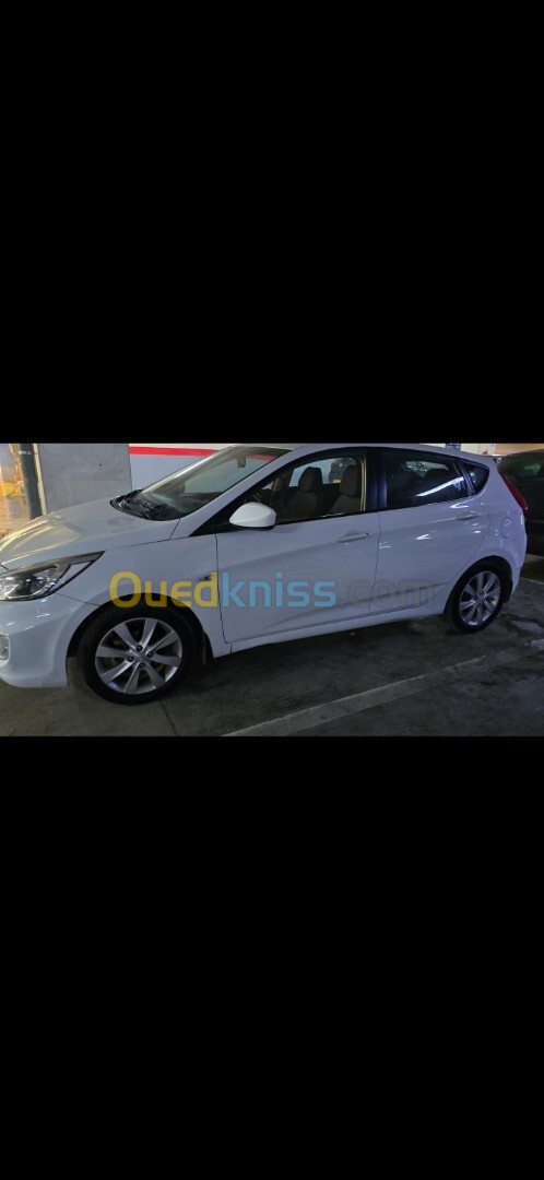 Hyundai Accent RB  5 portes 2018 GL DZ