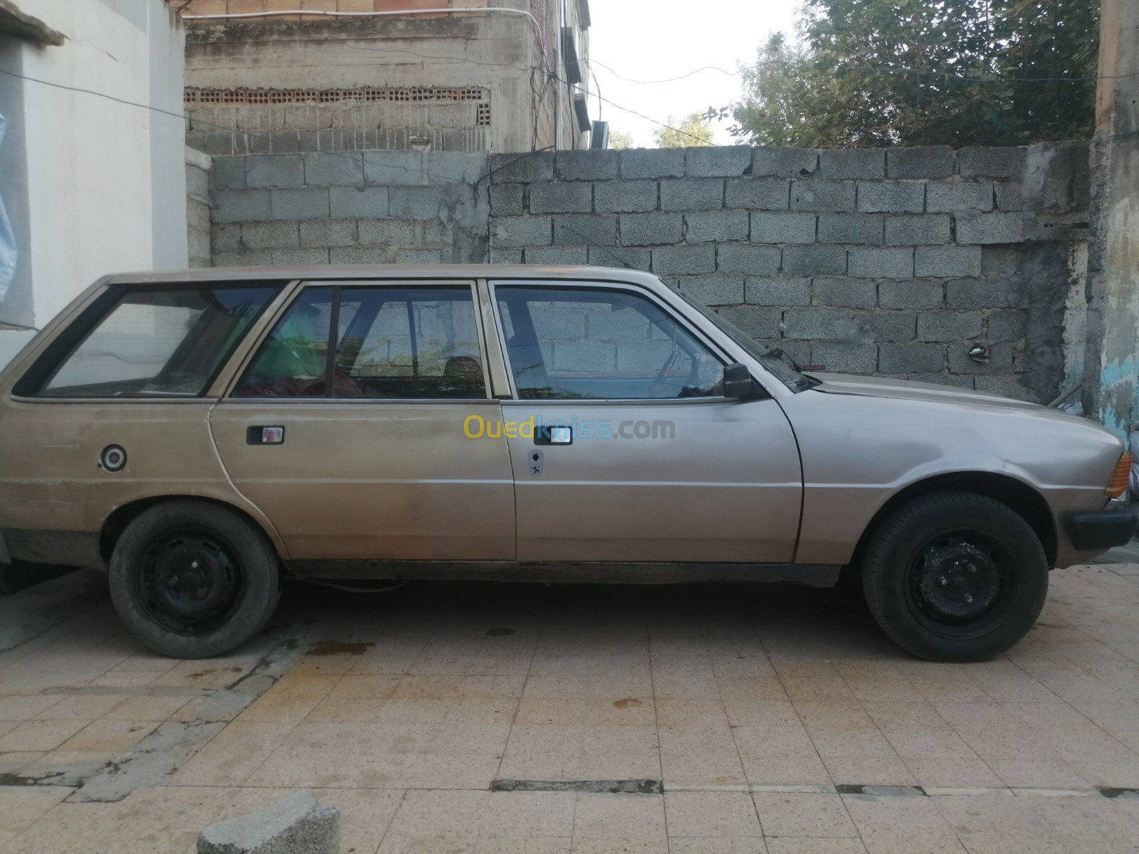 Peugeot 305 1980 305