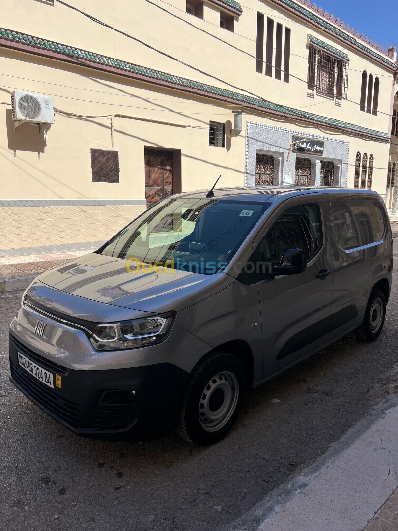 Fiat Doblo italie🇮🇹🇮🇹 2024 Tôle