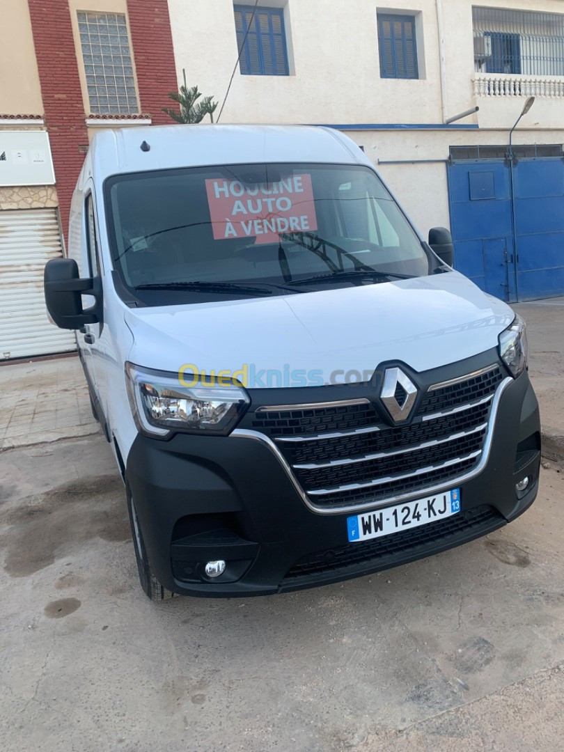 Renault Master 2023