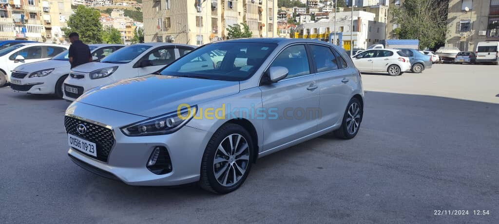 Hyundai i30 2019 Toute options