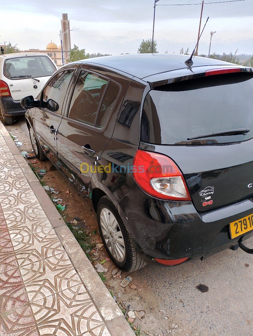 Renault Clio 3 2013 Night and Day