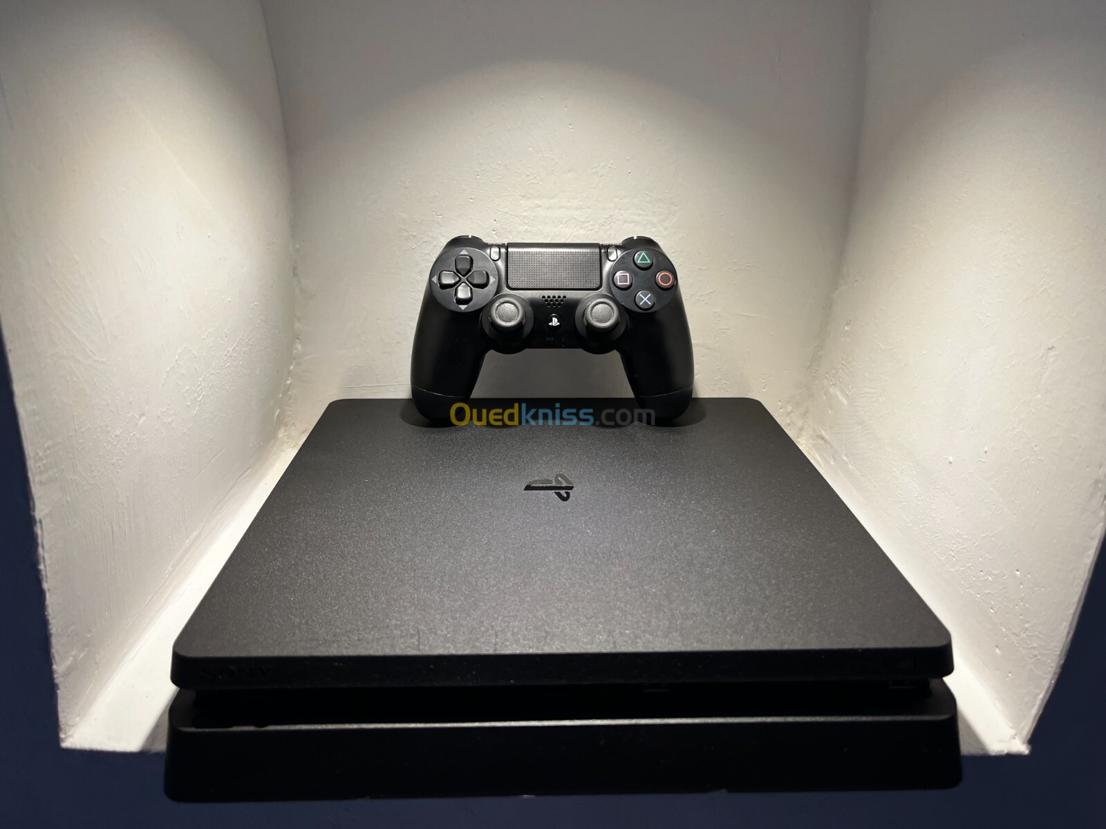 PS4 Slim 500GB/1TB