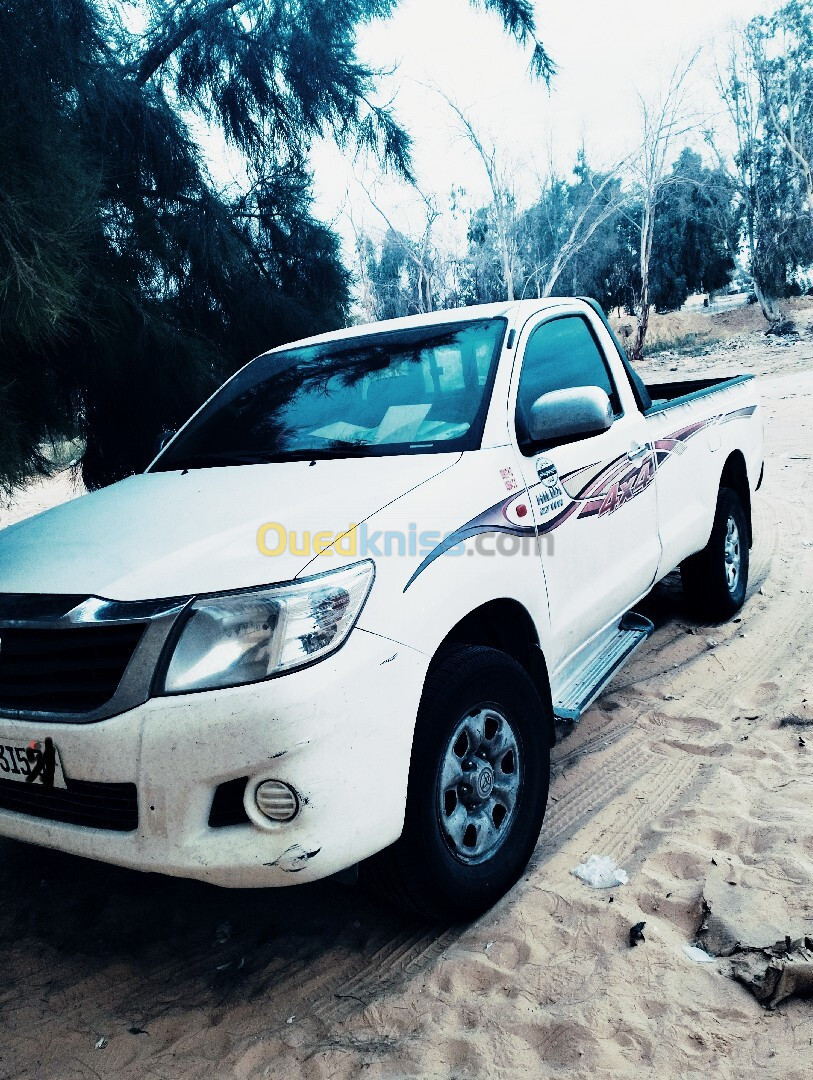 Toyota Hilux 2015 LEGEND DC 4x4