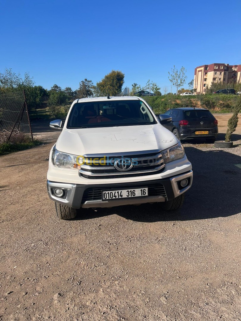 Toyota Hilux 2016 LEGEND DC 4x4