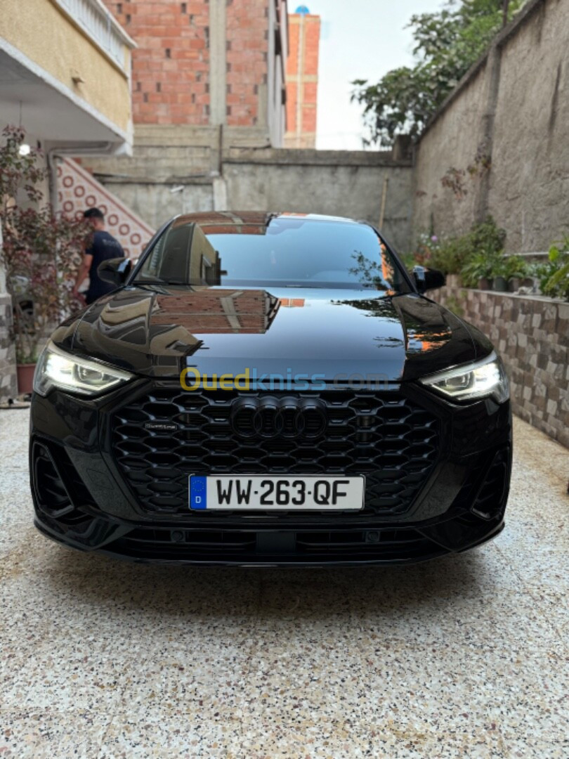 Audi Q3 2023 Black black