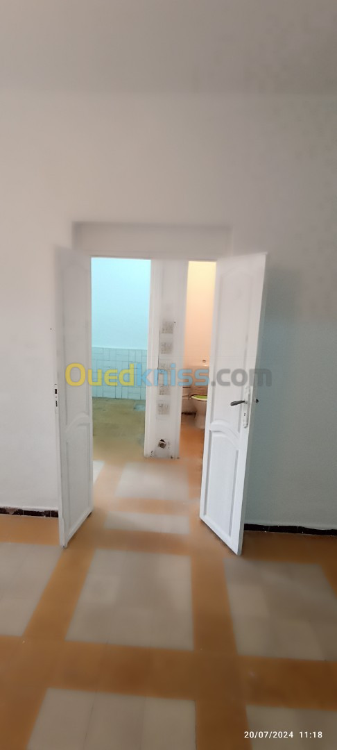 Location Appartement F4 Alger Bir mourad rais