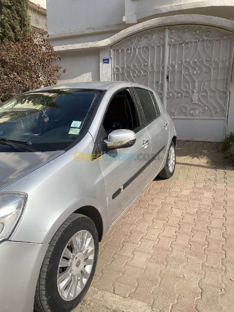 Renault Clio 3 2010 Dynamique