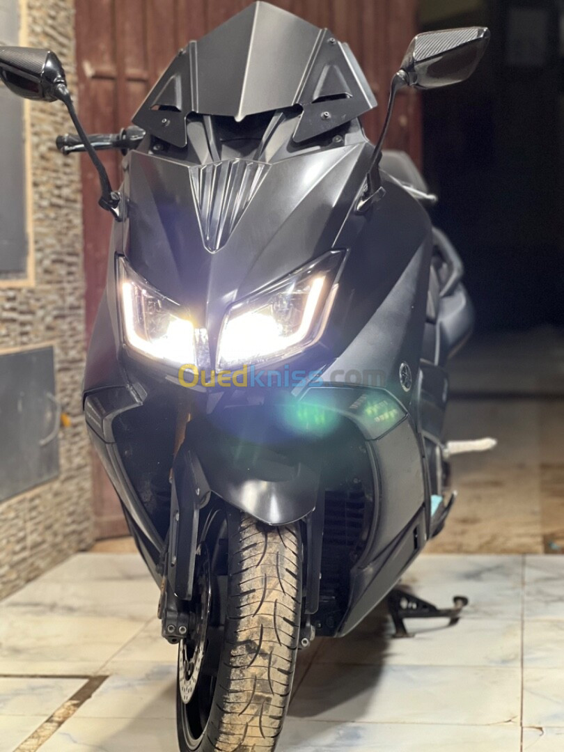 Yamaha Tmax iron 1 2015