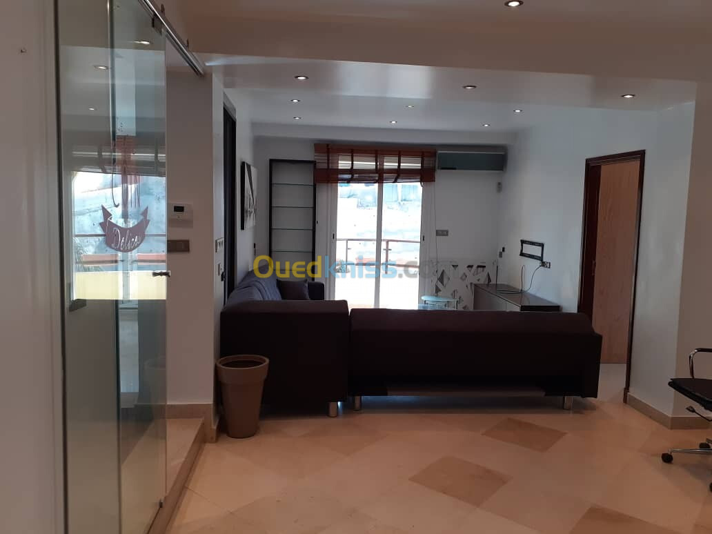 Location Appartement F4 Alger Hydra