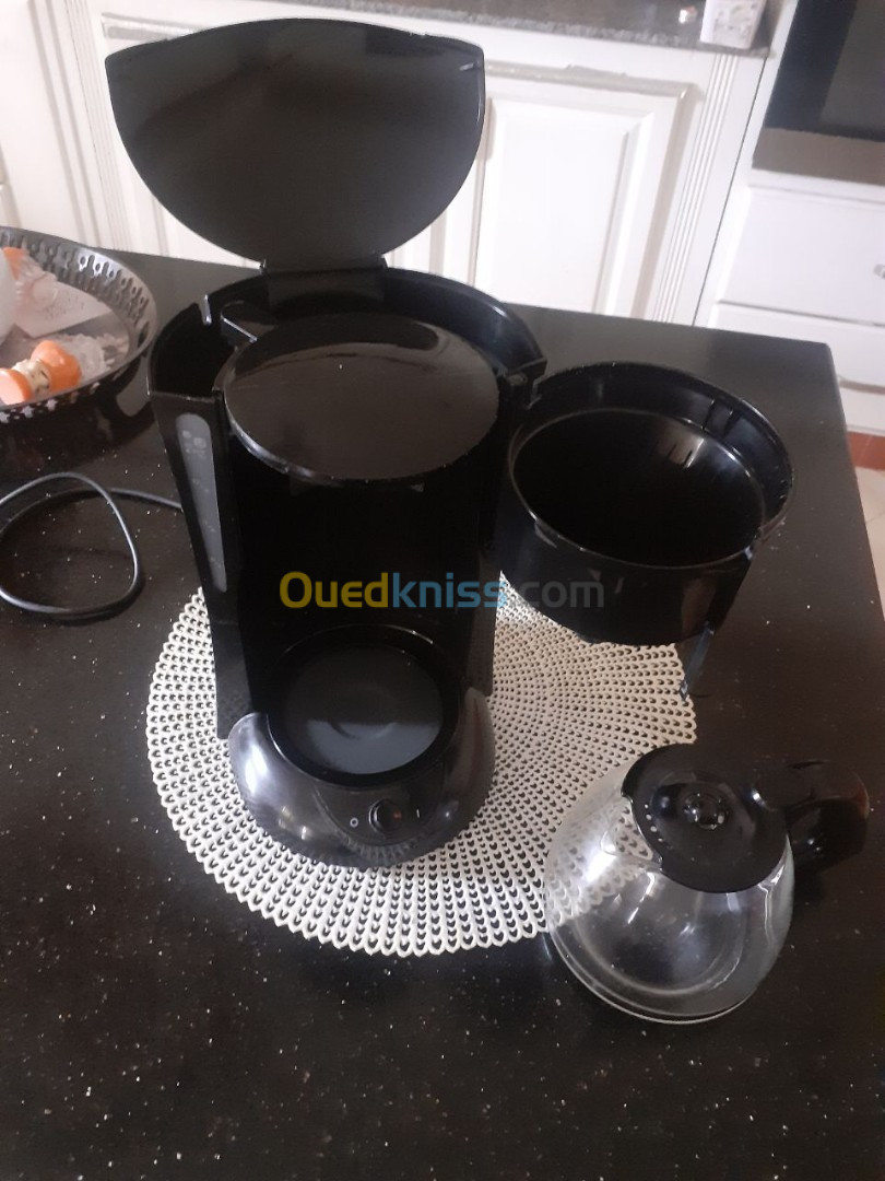 Cafetière Filtre MOULINEX  NOIR 10-15 Tasses 