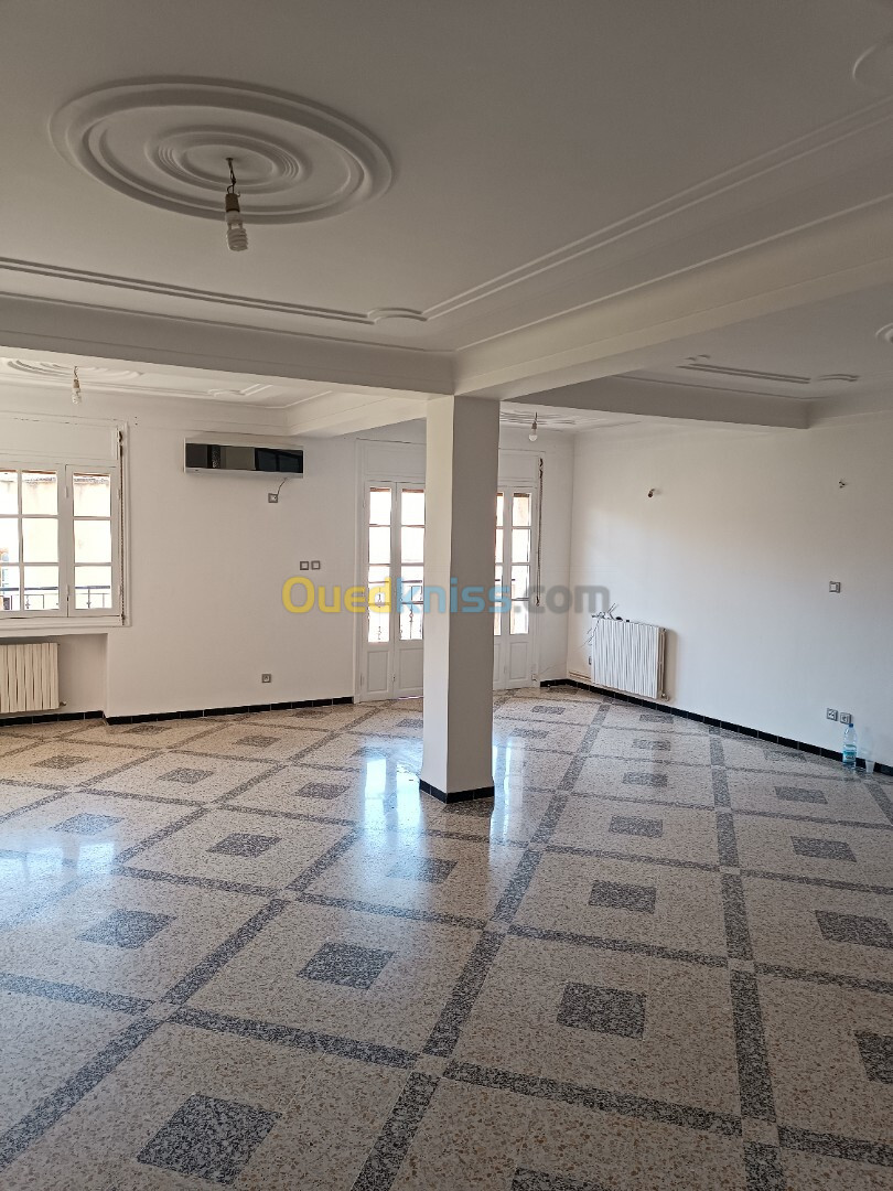 Location Appartement F5 Alger Dely brahim