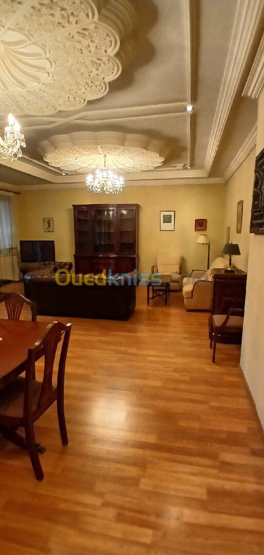 Location Appartement F4 Alger Hydra