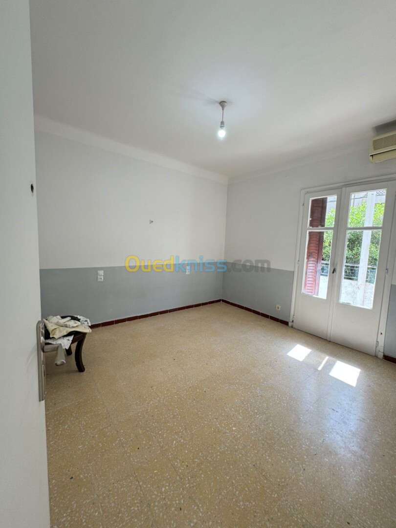 Location Appartement F4 Alger Cheraga