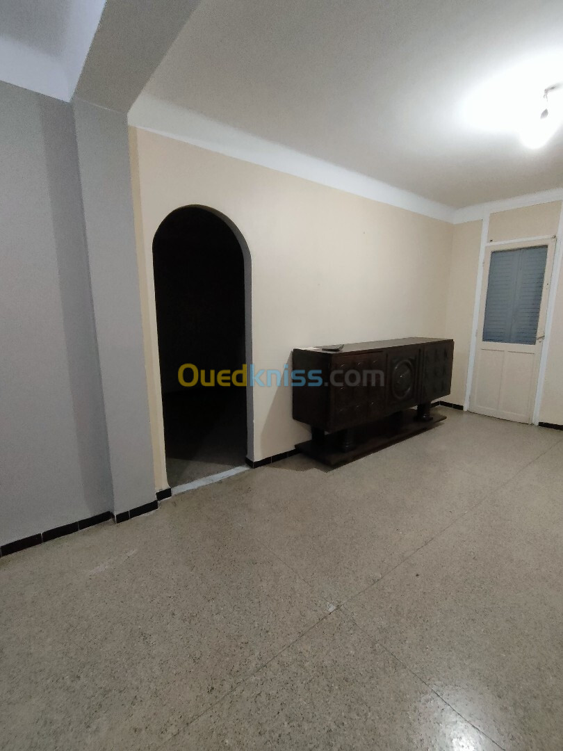 Vente Appartement F6 Alger El mouradia