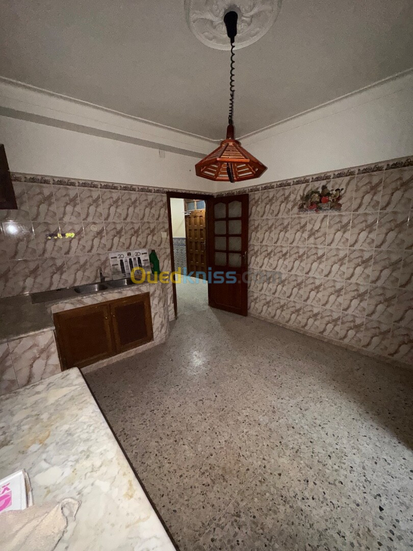 Location Niveau De Villa F4 Alger El achour