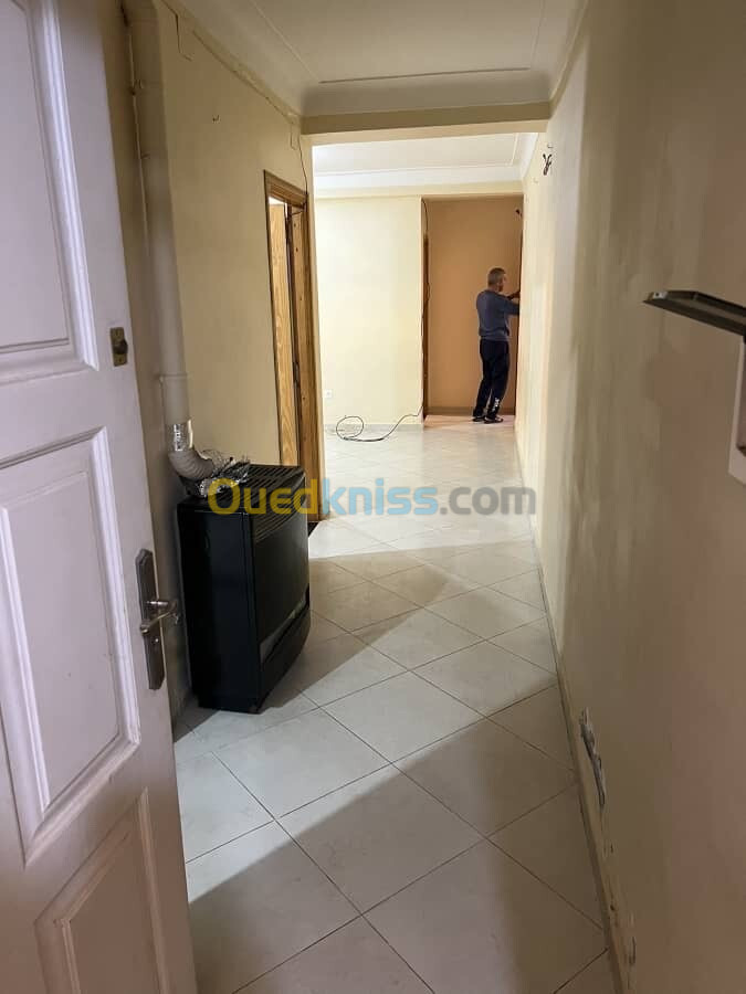 Location Appartement F3 Alger Birkhadem