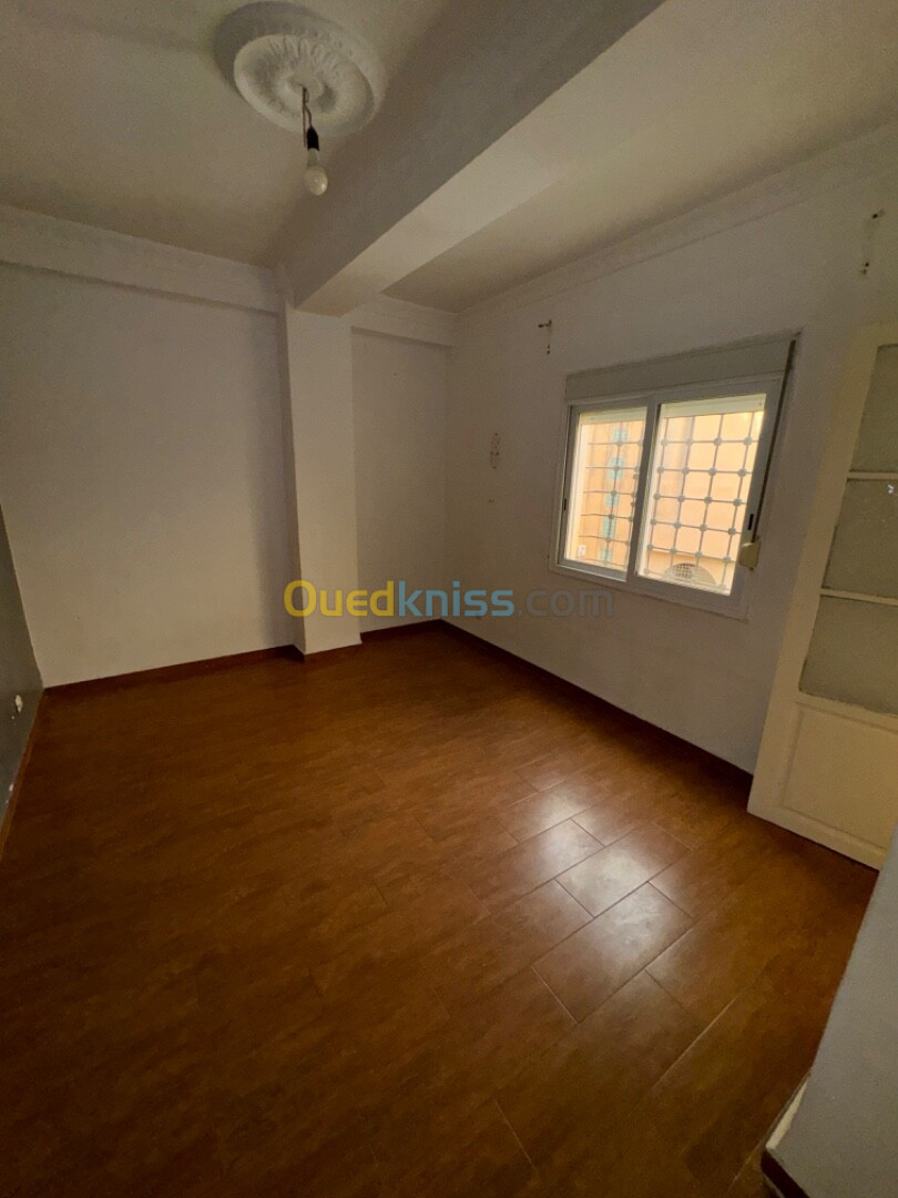 Location Appartement F3 Alger El achour