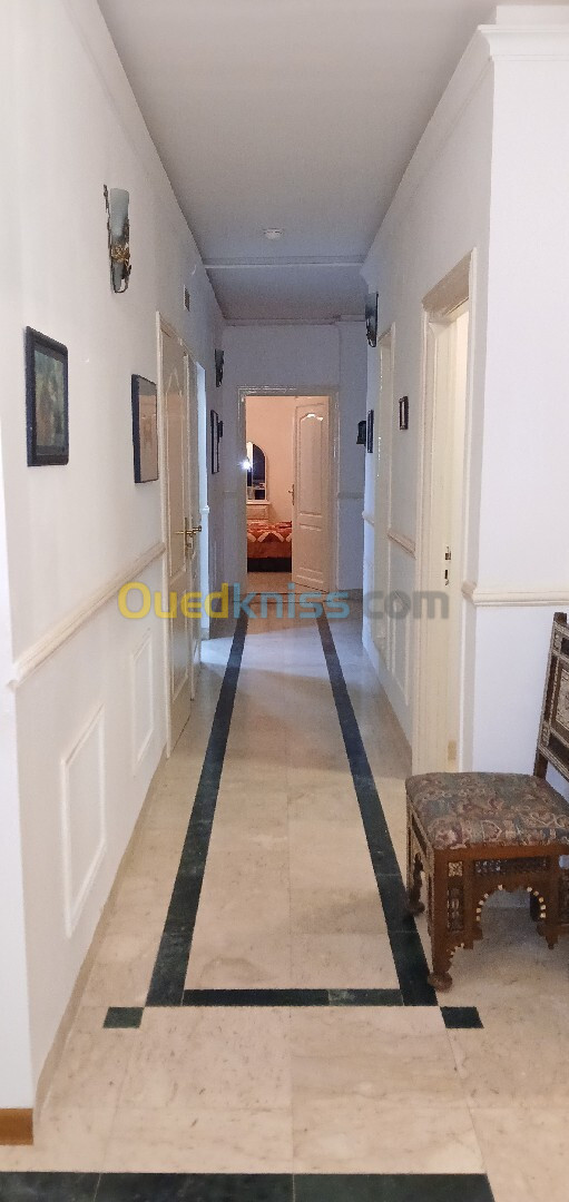 Location Appartement F4 Alger Hydra