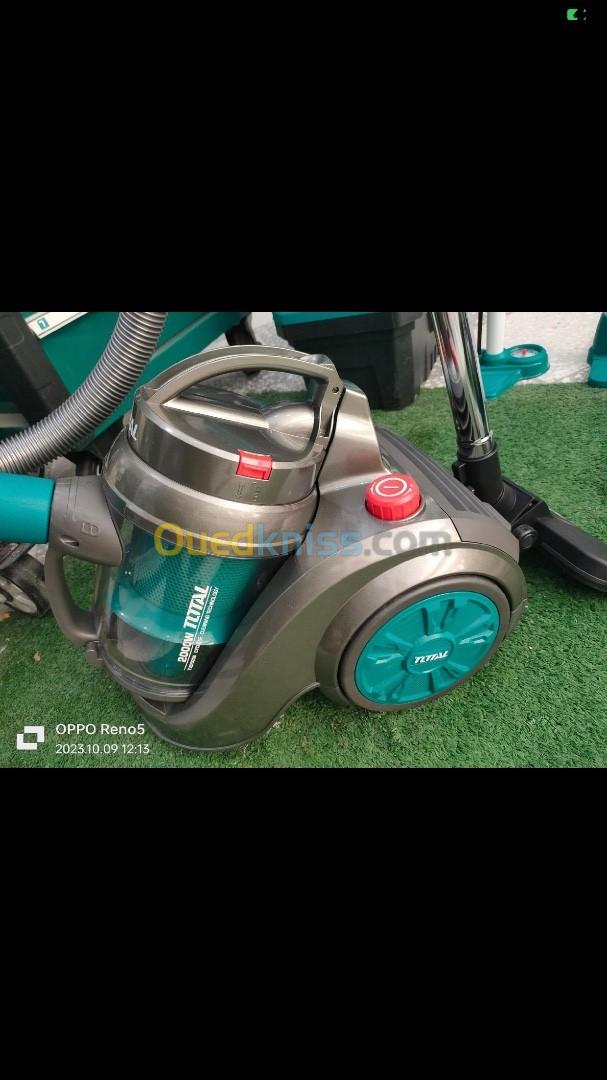 Aspirateur total 2000watt