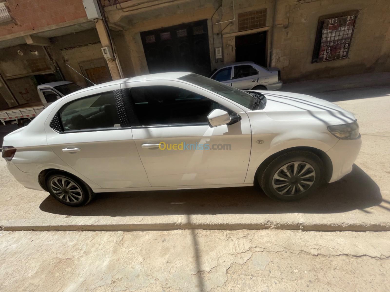 Peugeot 301 2014 Active