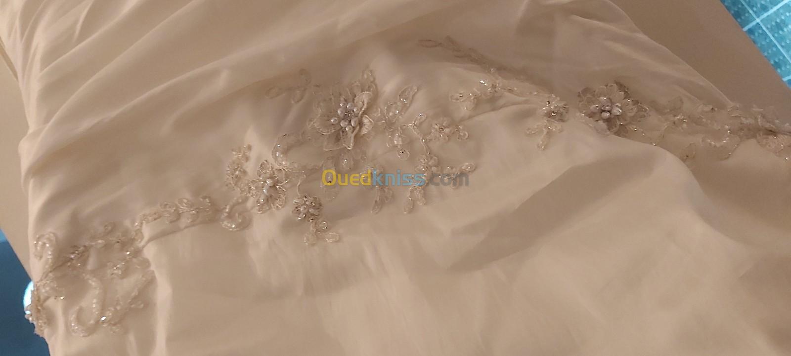 Robe de mariée 4000 dinard