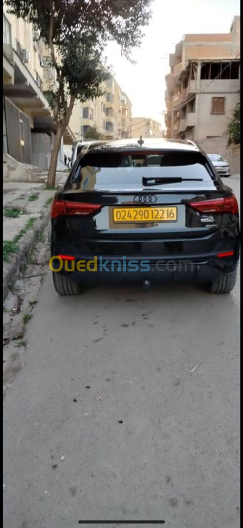 Audi Q3 2022 Off Road