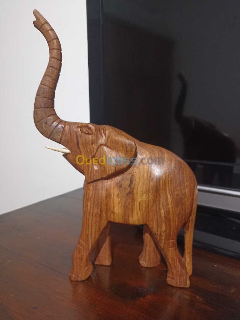 Elephant en bois ebene afrique