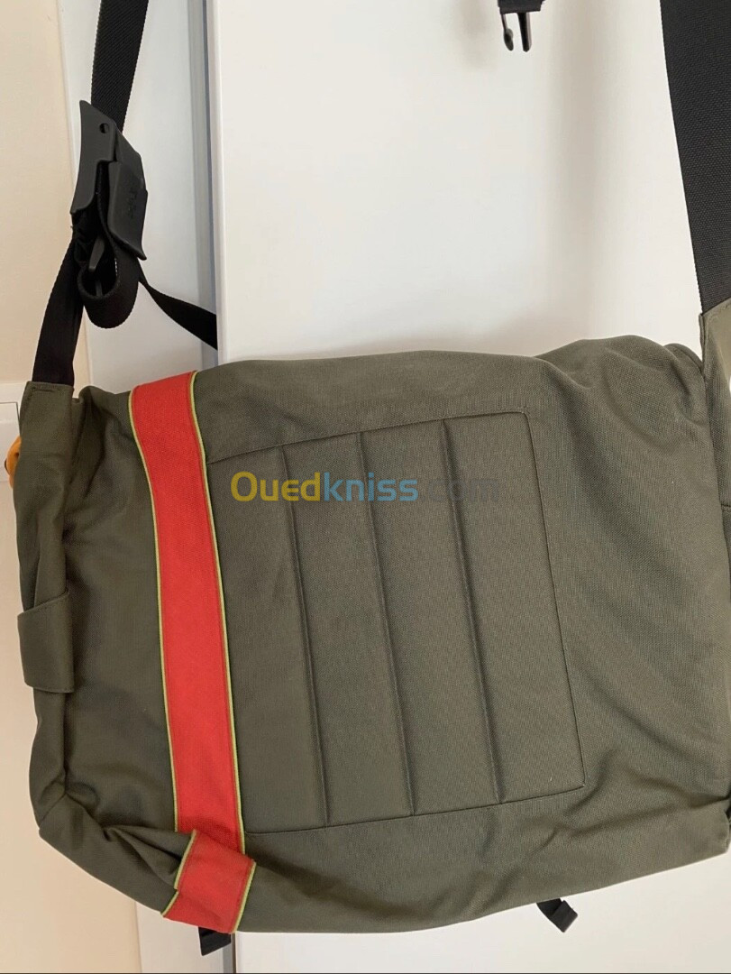 sacoche pour ordinateur portable de haute qualité de la marque #Crumpler