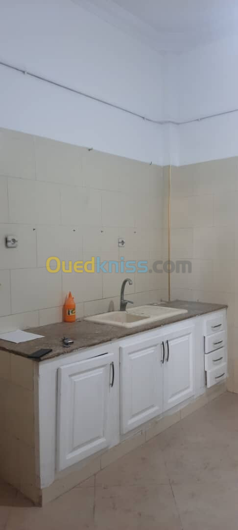 Location Appartement F2 Alger Baba hassen