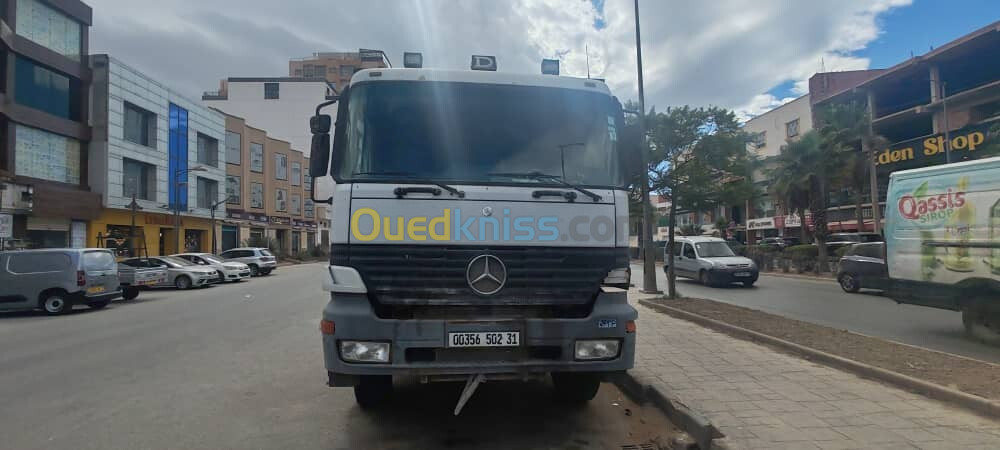 Mercedes ACTROS 2002 