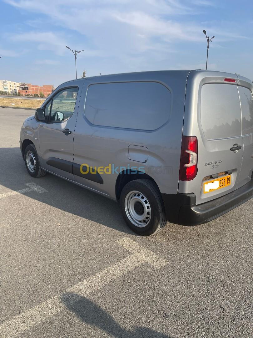 Fiat doblo 2023 