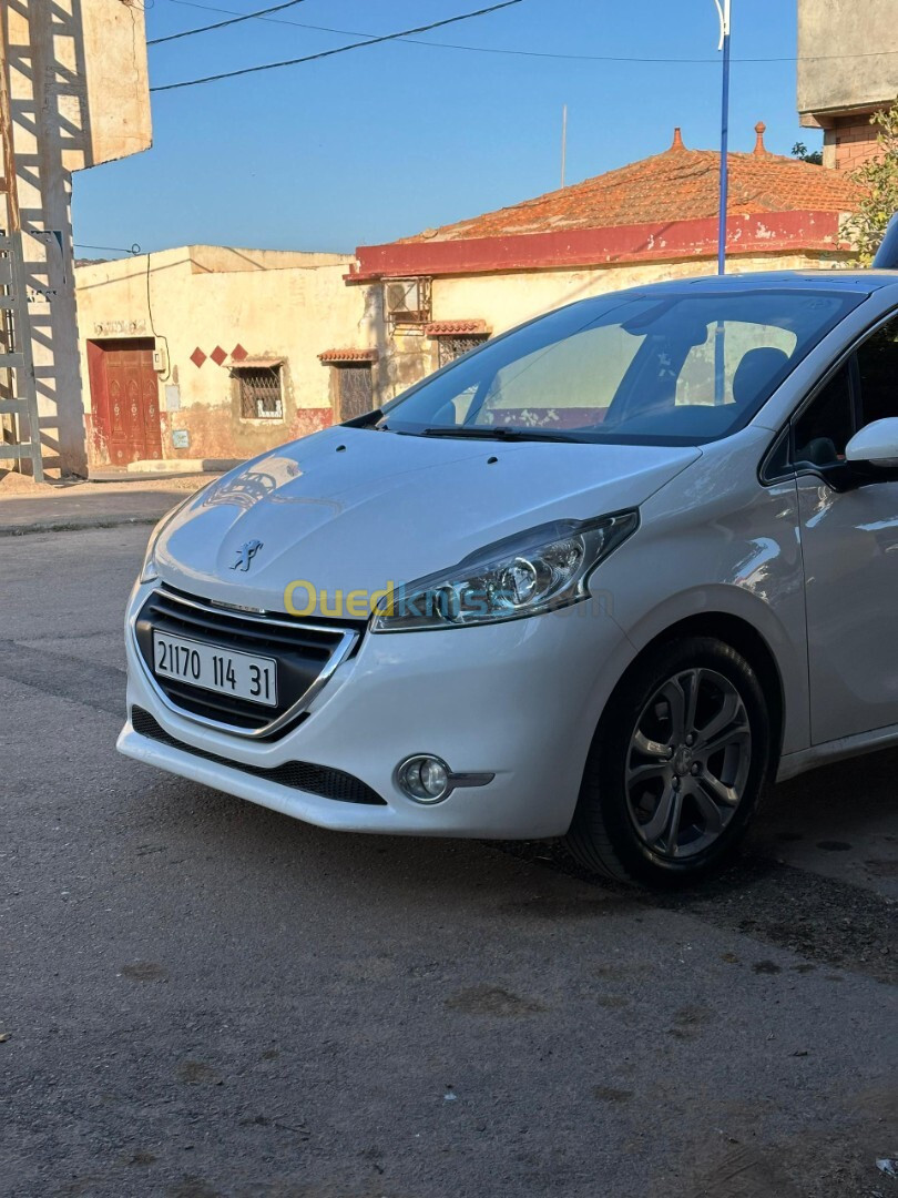 Peugeot 208 2014 Allure