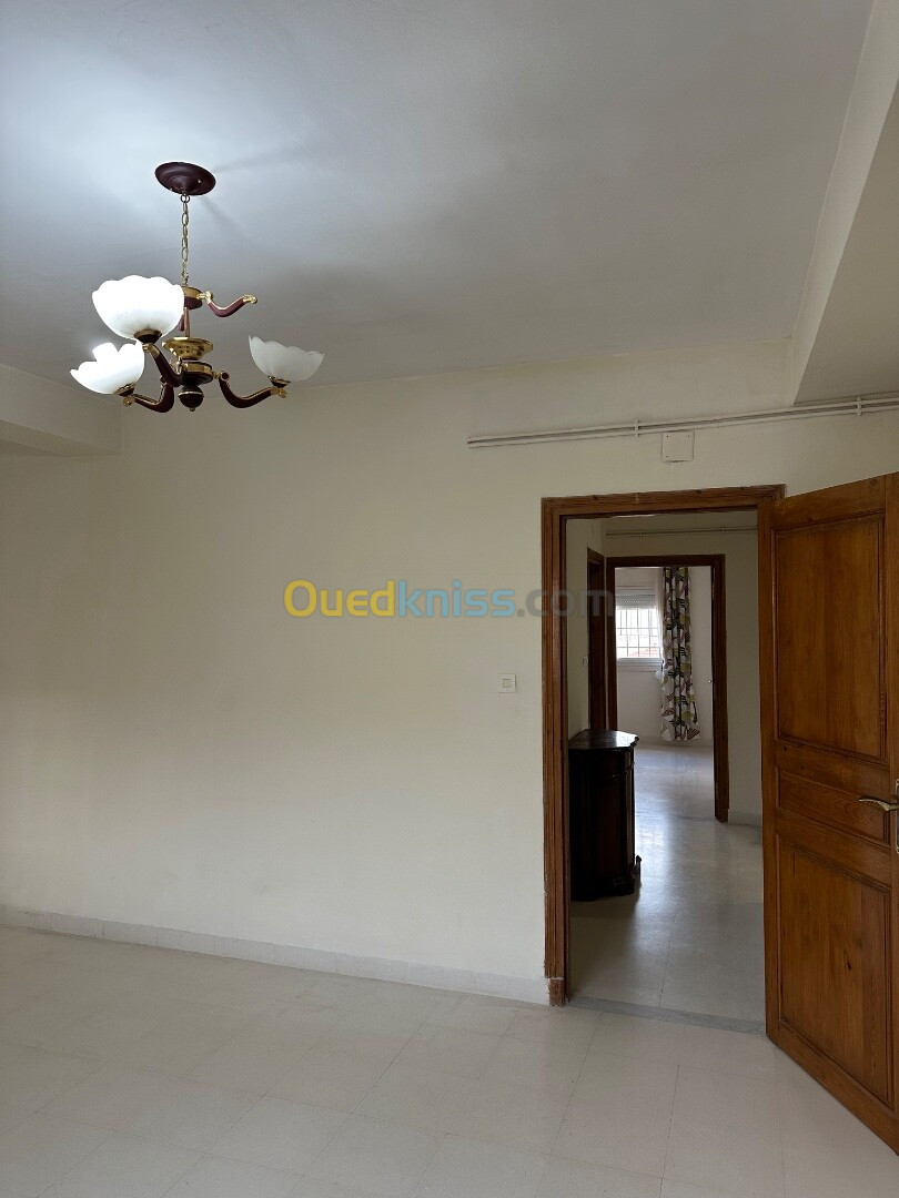 Location Appartement F4 Alger Ben aknoun