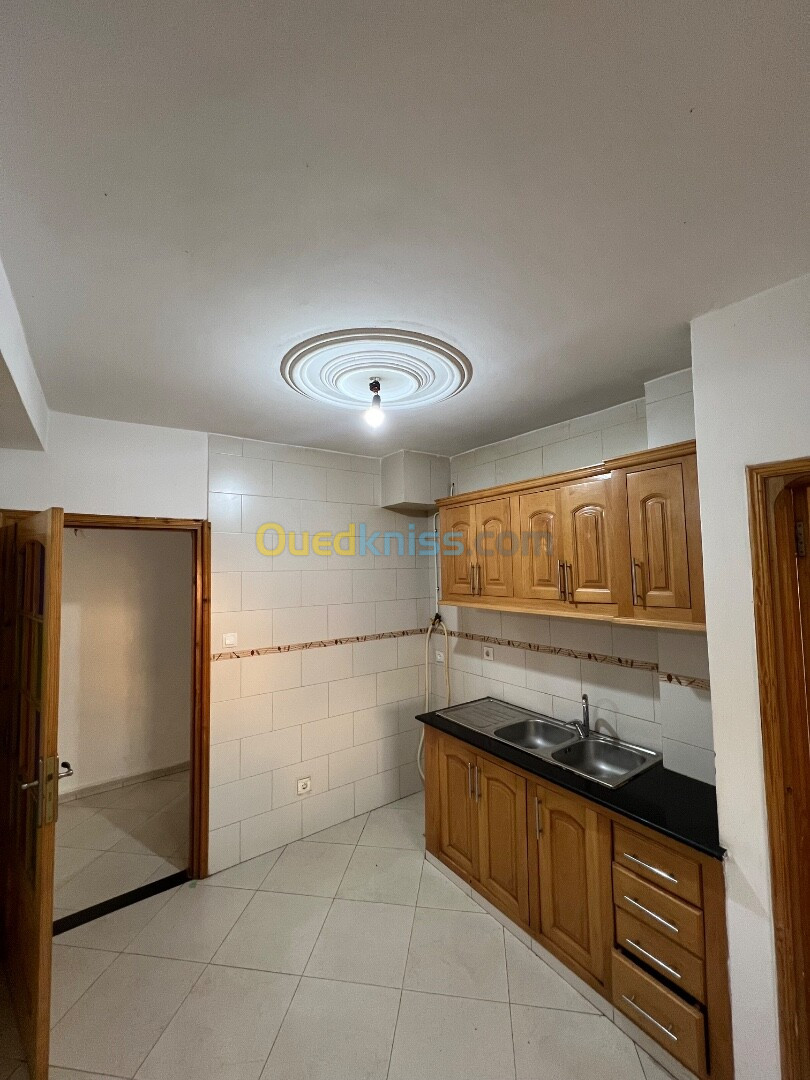 Location Appartement F3 Alger Said hamdine