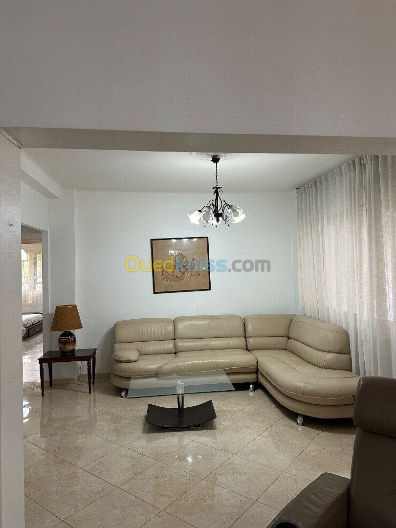 Location Appartement F4 Alger Hydra