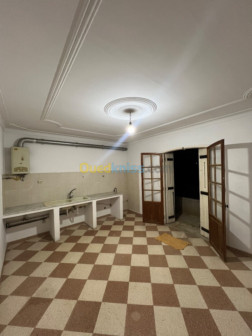 Location Appartement F3 Alger Draria