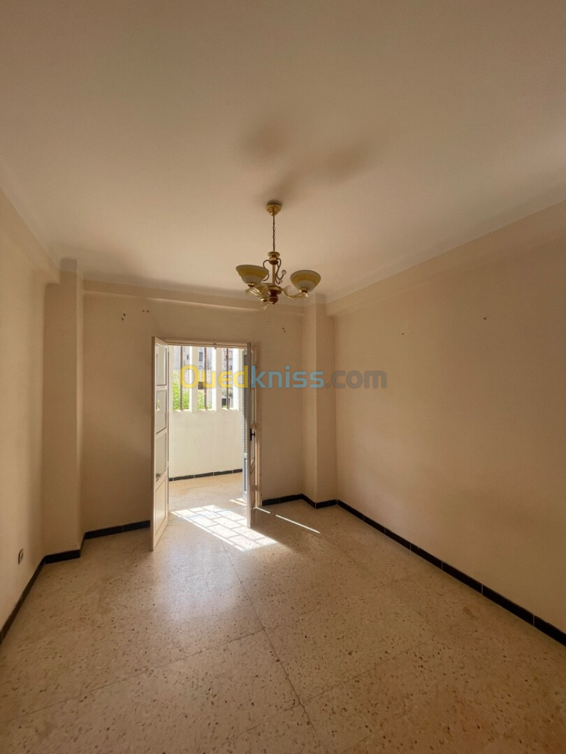 Vente Appartement F4 Alger El achour