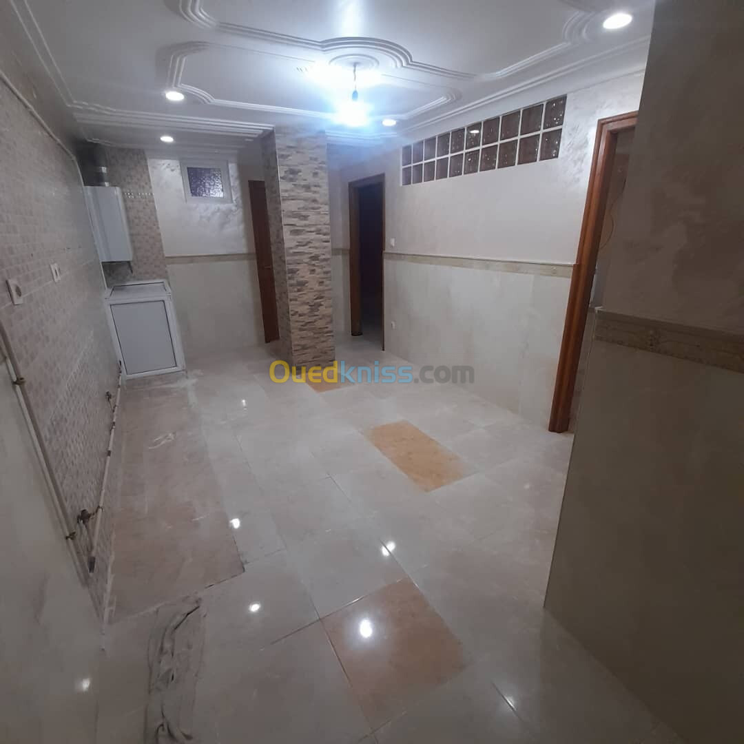 Location Appartement F2 Alger Draria