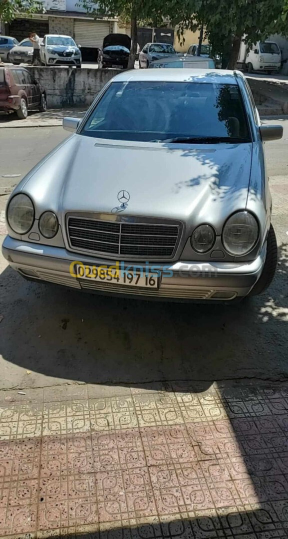 Mercedes Classe E 1997 Classe E