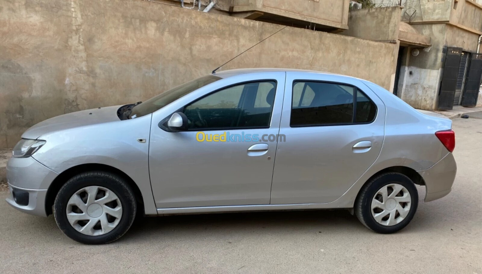 Dacia Logan 2015 