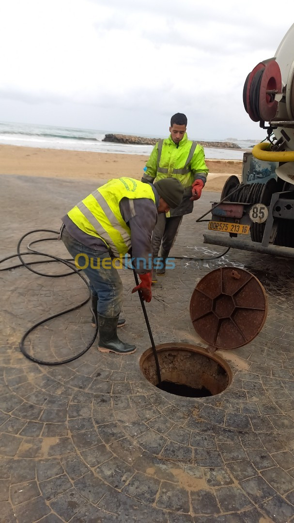 Camion vidange débouchage nettoyage 