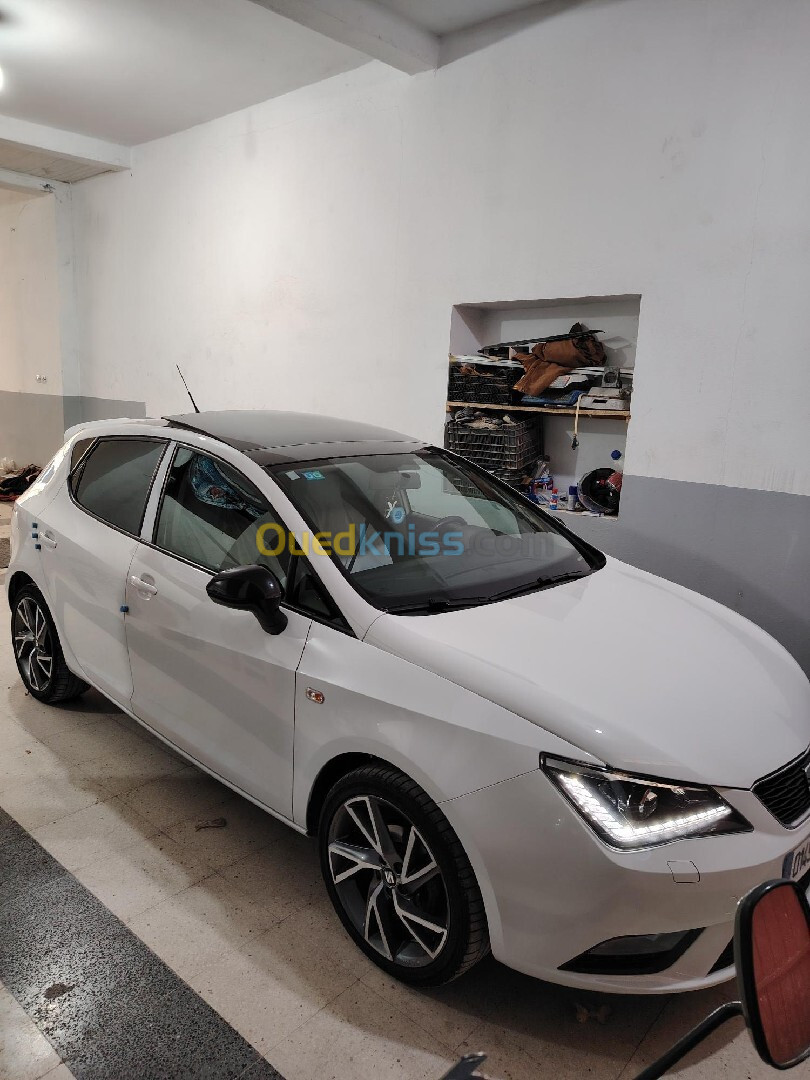 Seat Ibiza 2015 Black Line